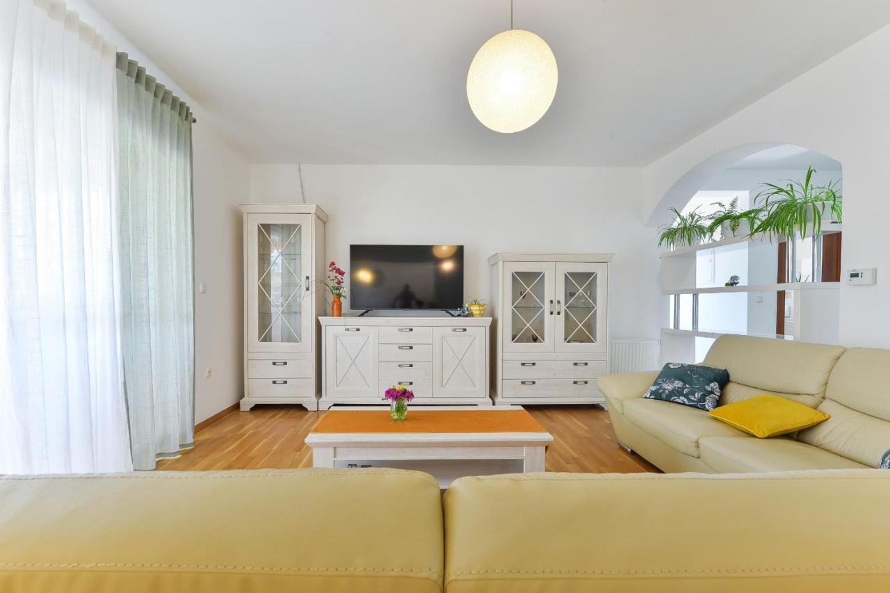 Villa Solis Zadarvillas Екстер'єр фото